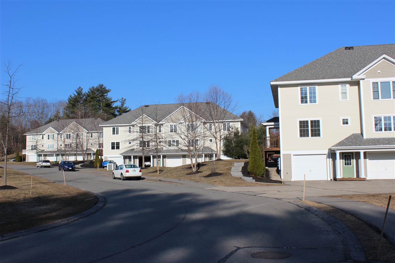 2 Stonewall Way, Unit B Exeter, NH 03833 - Photo 2 of 23 Gallery Image 2