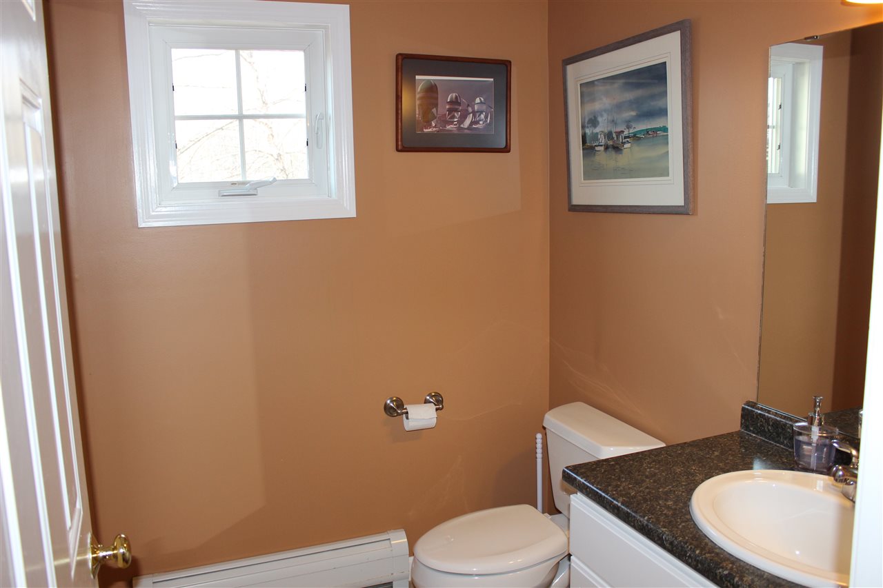 2 Stonewall Way, Unit B Exeter, NH 03833 - Photo 11 of 23 Gallery Image 11