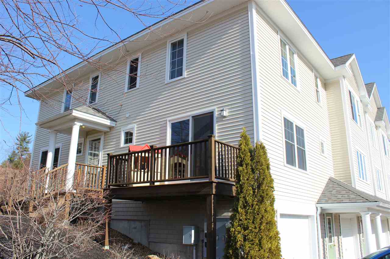 2 Stonewall Way, Unit B Exeter, NH 03833 - Photo 4 of 23 Gallery Image 4