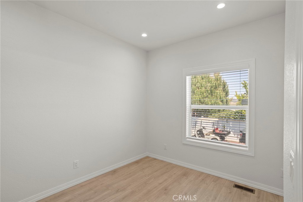 30000 Hasley Canyon Road, Unit 90 Castaic, CA 91384 - Photo 21 of 32