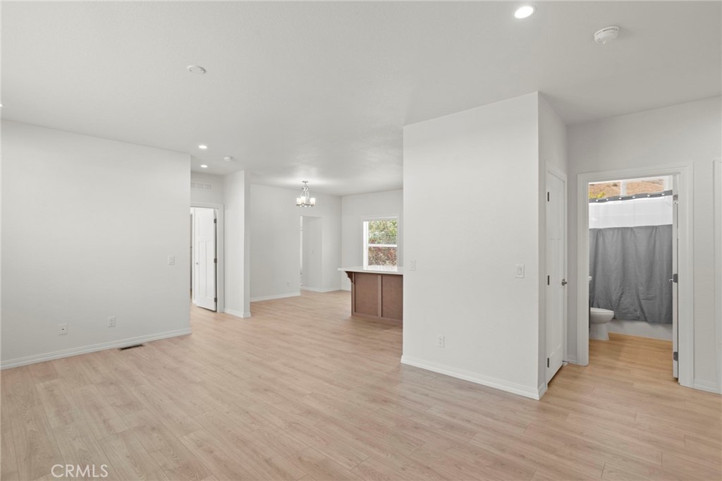 30000 Hasley Canyon Road, Unit 90 Castaic, CA 91384 - Photo 5 of 32