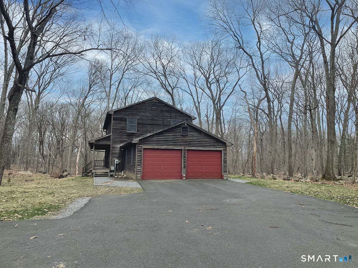 1315 Purchase Brook Road Southbury, CT 06488 - Photo 3 of 7