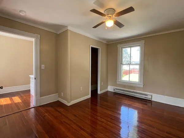 $1,525 | 730 Murray Avenue Southeast, Roanoke, VA 24013