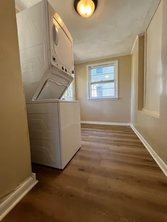 $1,525 | 730 Murray Avenue Southeast, Roanoke, VA 24013