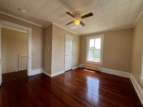 $1,525 | 730 Murray Avenue Southeast, Roanoke, VA 24013