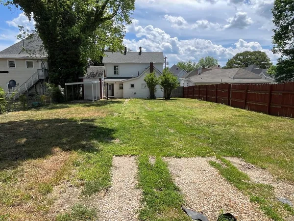 $1,525 | 730 Murray Avenue Southeast, Roanoke, VA 24013