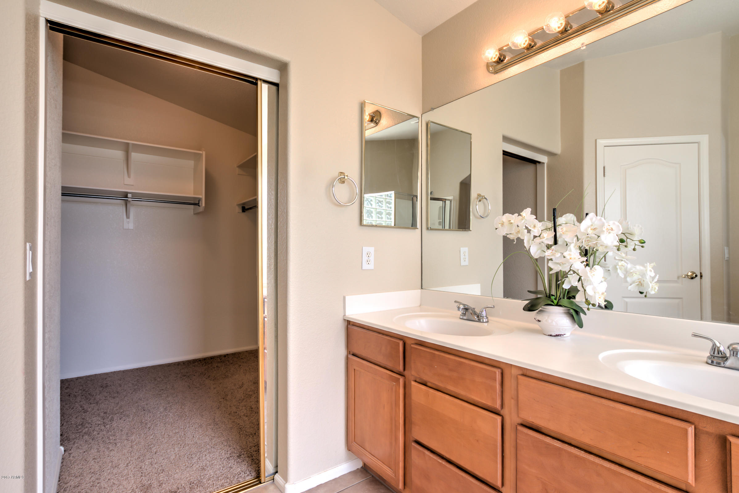 3915 East Simpson Road Gilbert, AZ 85297 - Photo 43 of 55 3915 E Simpson Rd-44