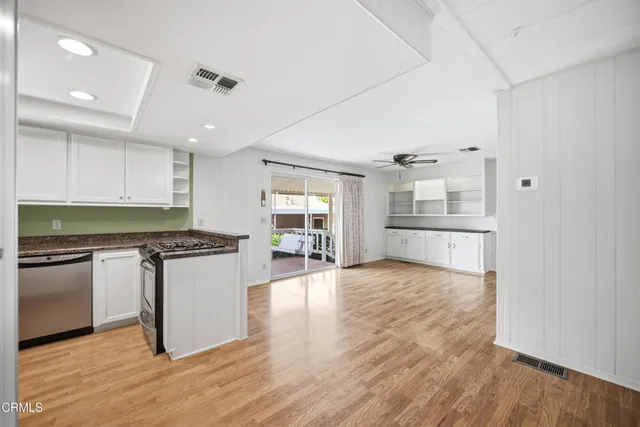 $529,000 | 207 Caleta Drive, Unit 98, Camarillo, CA 93012