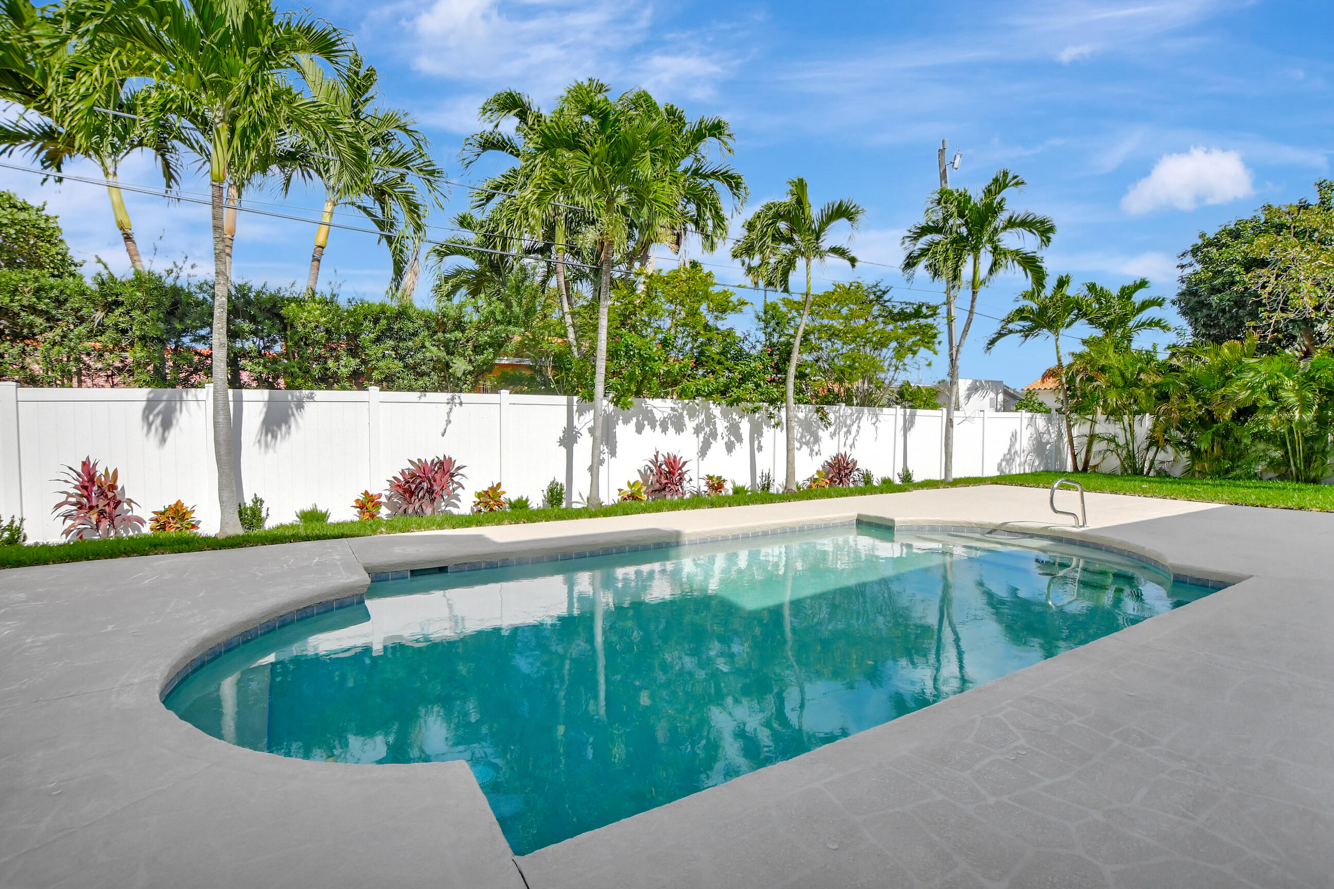 237 Northwest 7th Street Boca Raton, FL 33432 - Photo 3 of 64 31_dsc_3753
