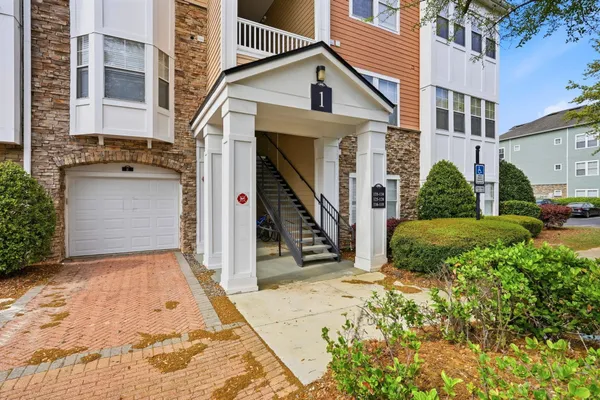 $199,900 | 2801 Chancellorsville Drive, Unit 117, Tallahassee, FL 32312