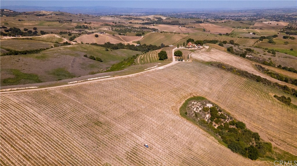 2380 Live Oak Road Paso Robles, CA 93446 - Photo 10 of 20 an aerial view of a house