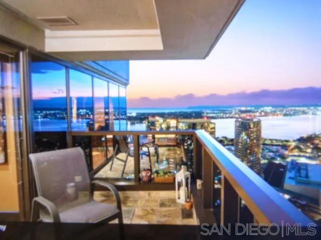100 Harbor Drive, Unit 3404 San Diego, CA 92101 - Photo 6 of 30 a view of a chairs and table in patio