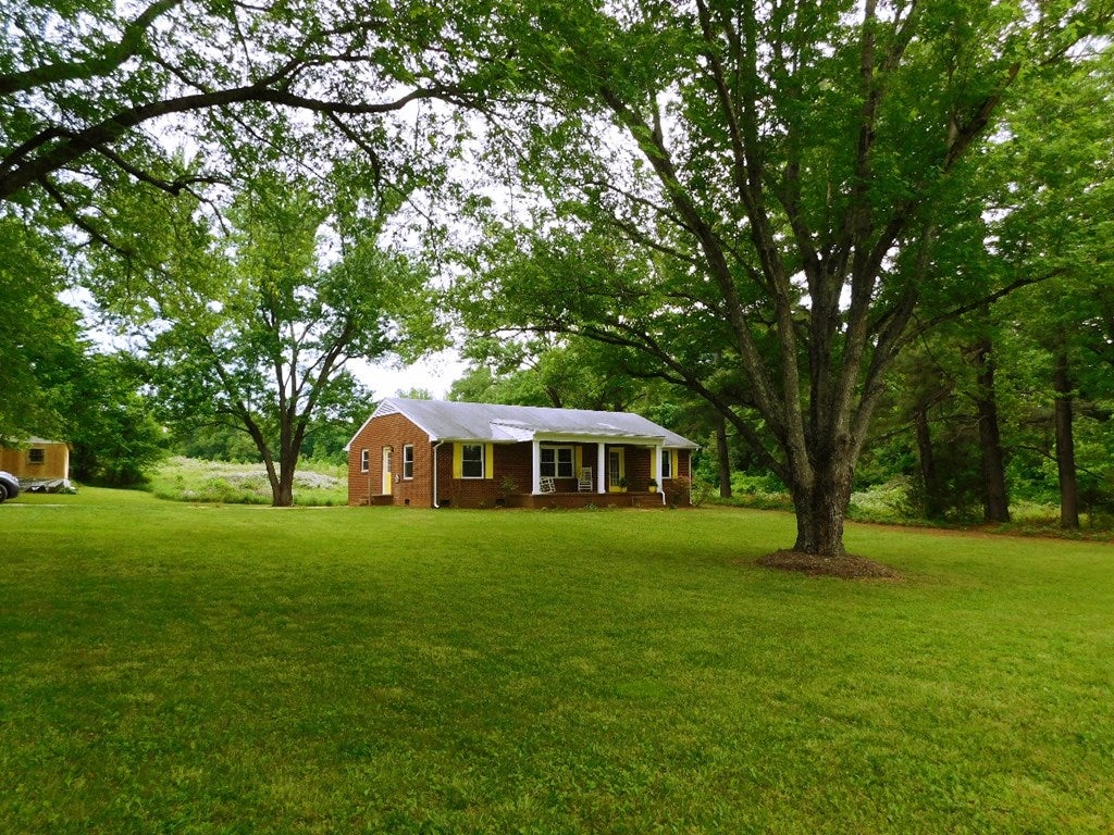 3018 Worsham Road Farmville, VA 23901 - Photo 3 of 23 Gallery Image 3