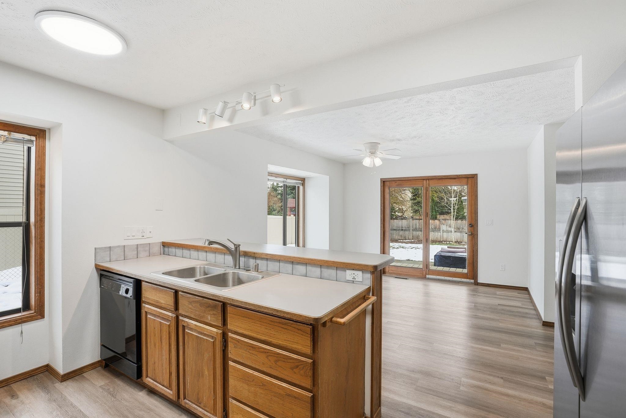 6314 South Ray Court Spokane, WA 99223 - Photo 12 of 48