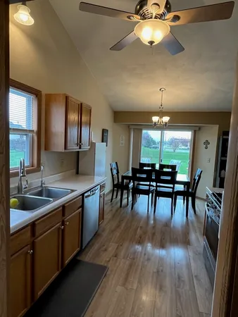 $285,000 | 2096 Edge Rock Road, Rockton, IL 61072