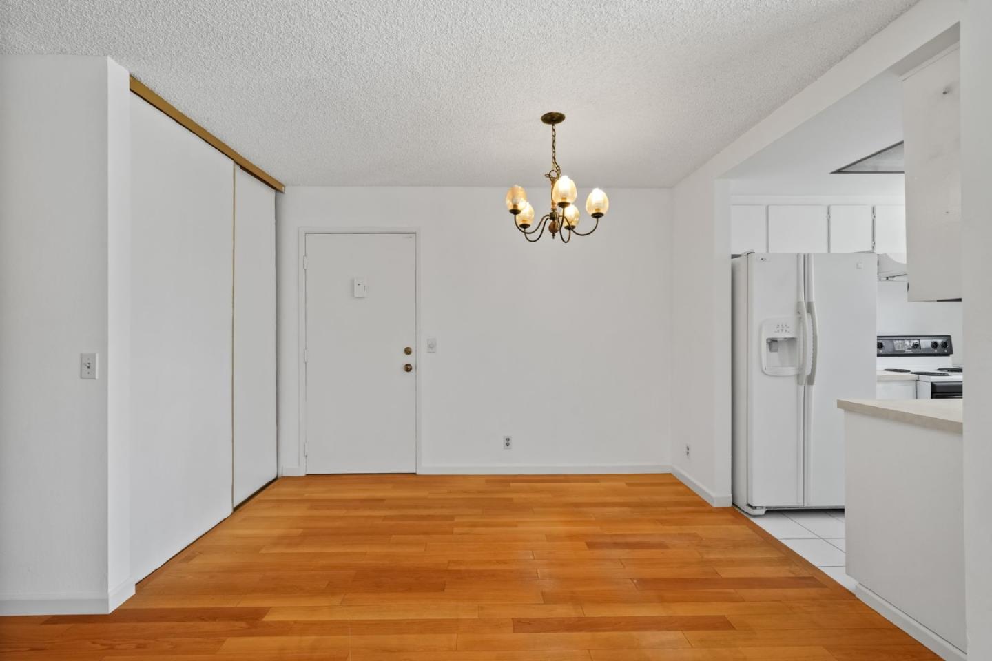 1083 Reed Avenue, Unit D Sunnyvale, CA 94086 - Photo 4 of 26