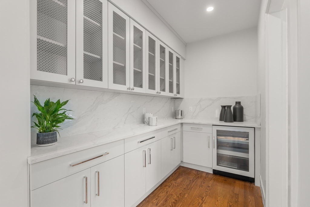 45 Islington Road Newton, MA 02466 - Photo 14 of 41
