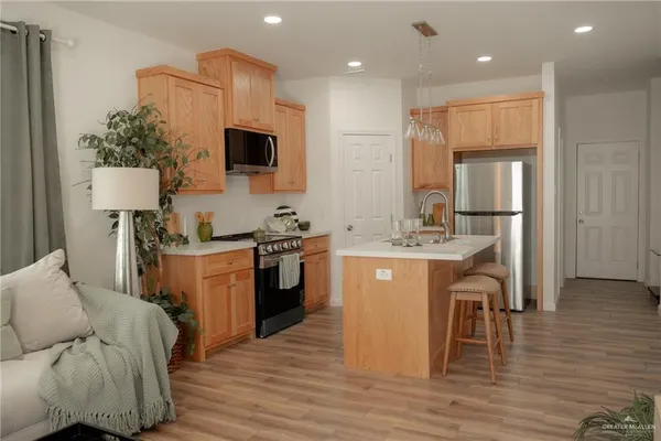 $1,150 | 2108 East San Andrea Street, Unit 1, Edinburg, TX 78542