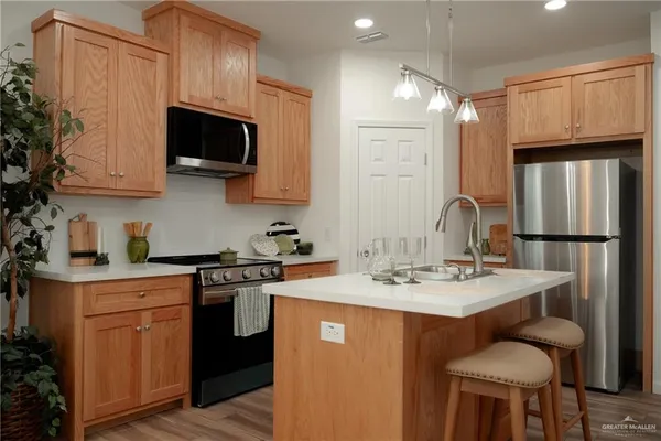 $1,150 | 2108 East San Andrea Street, Unit 1, Edinburg, TX 78542