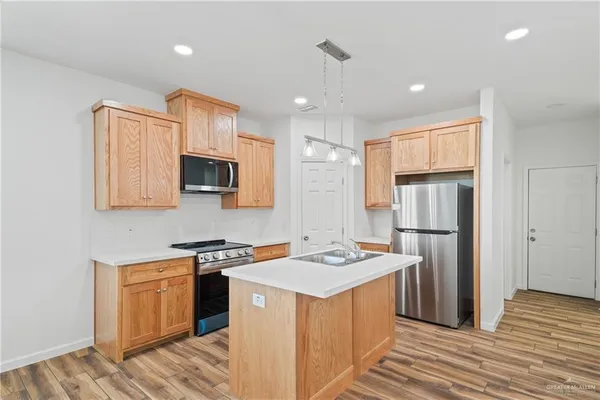 $1,150 | 2108 East San Andrea Street, Unit 1, Edinburg, TX 78542