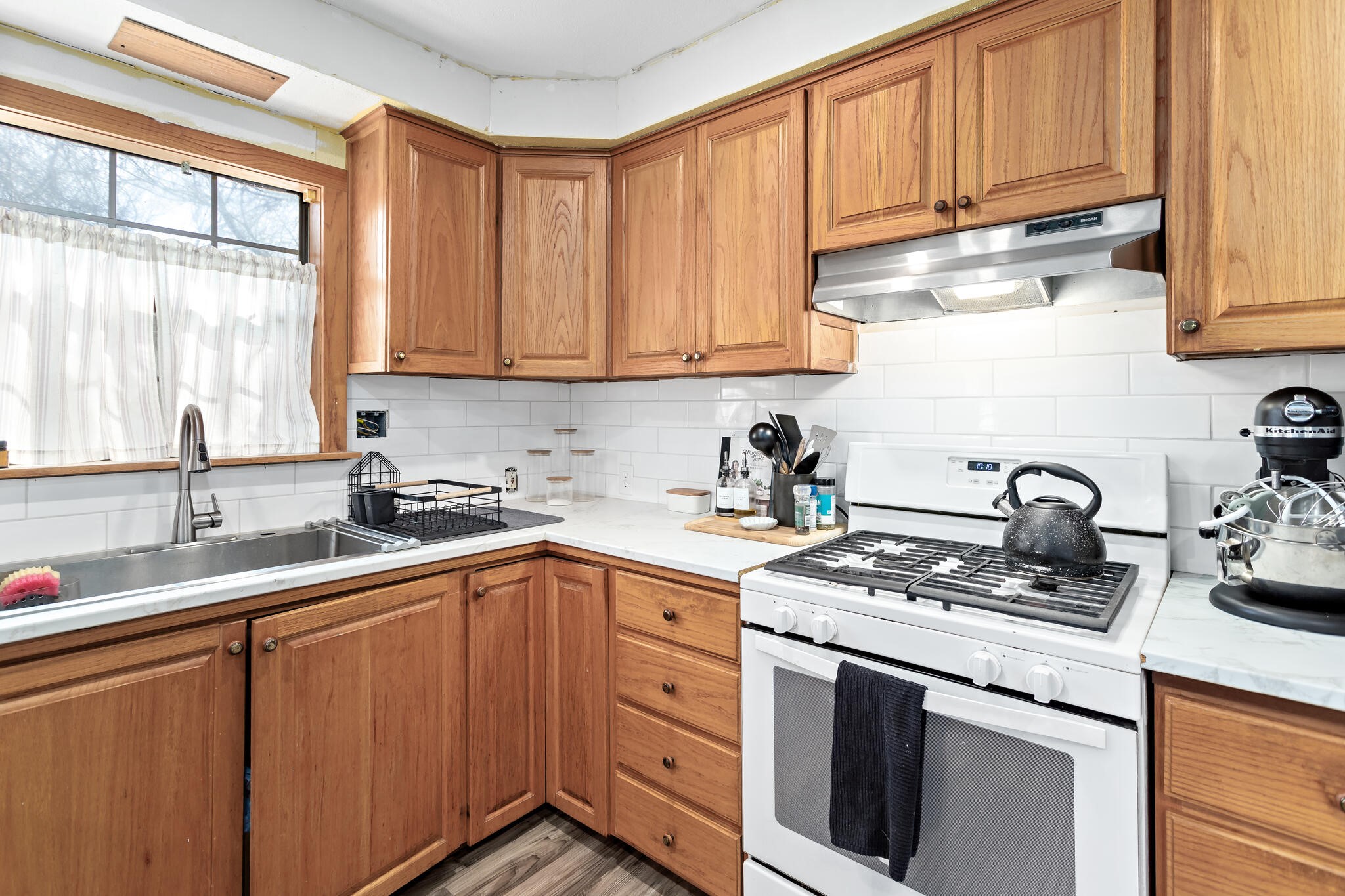 606 Ave A Winnie, TX 77665 - Photo 13 of 27