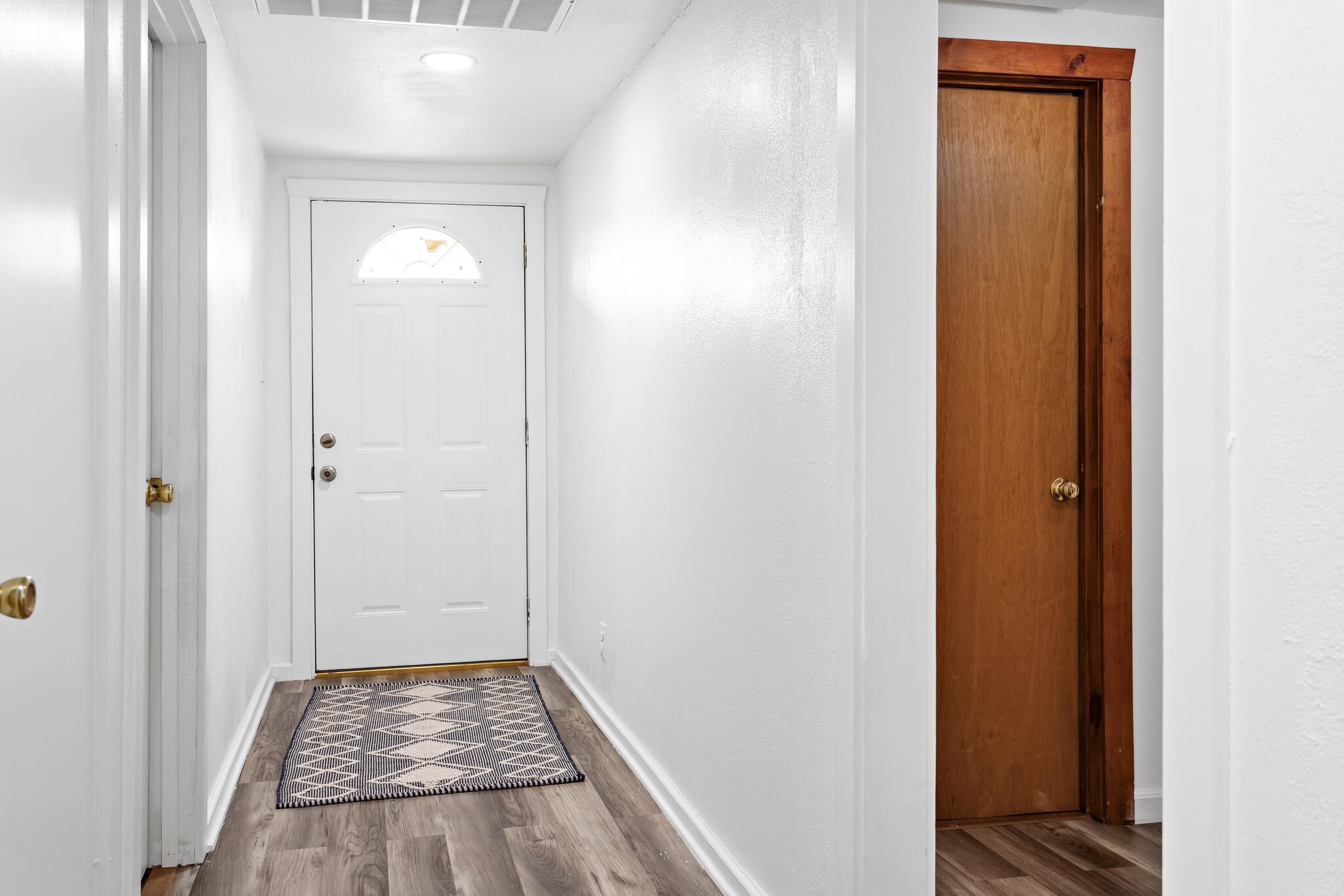 606 Ave A Winnie, TX 77665 - Photo 6 of 27