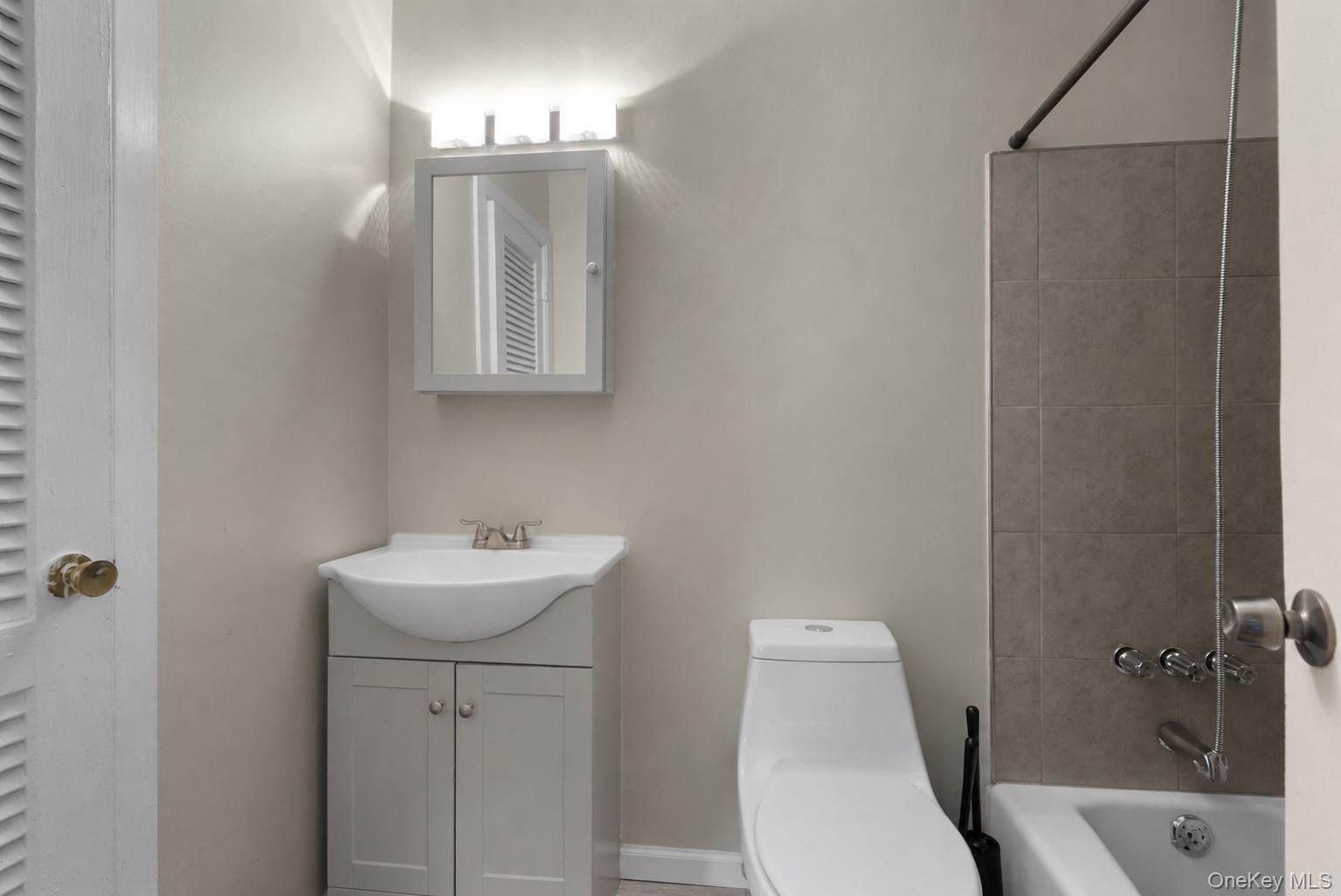 8 North James Street, Unit I Peekskill, NY 10566 - Photo 7 of 24