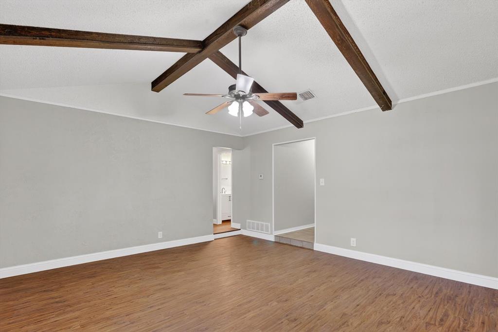 6645 Harrison Way Watauga, TX 76148 - Photo 3 of 15