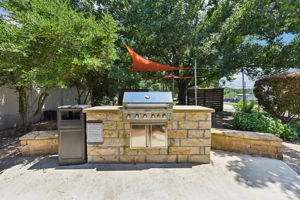 $1,224 | 1302 West 24th Street, Unit B202, Austin, TX 78705