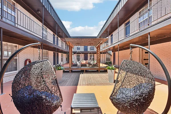 $1,224 | 1302 West 24th Street, Unit B202, Austin, TX 78705