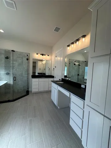 a picture of a building