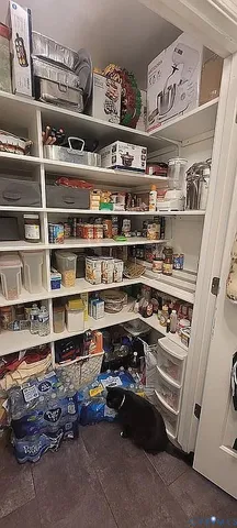 $450,000 | 2660 North Oak Lane, West Point, VA 23181