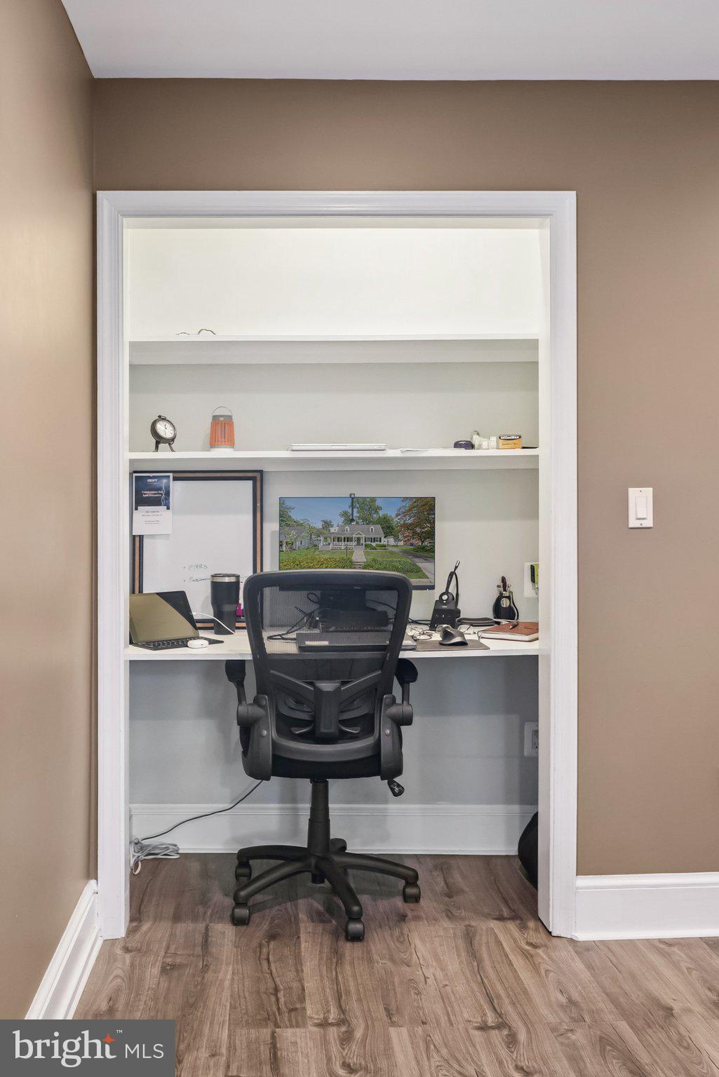 8109 Custer Road Bethesda, MD 20814 - Photo 37 of 54 a living room with a table and chairs