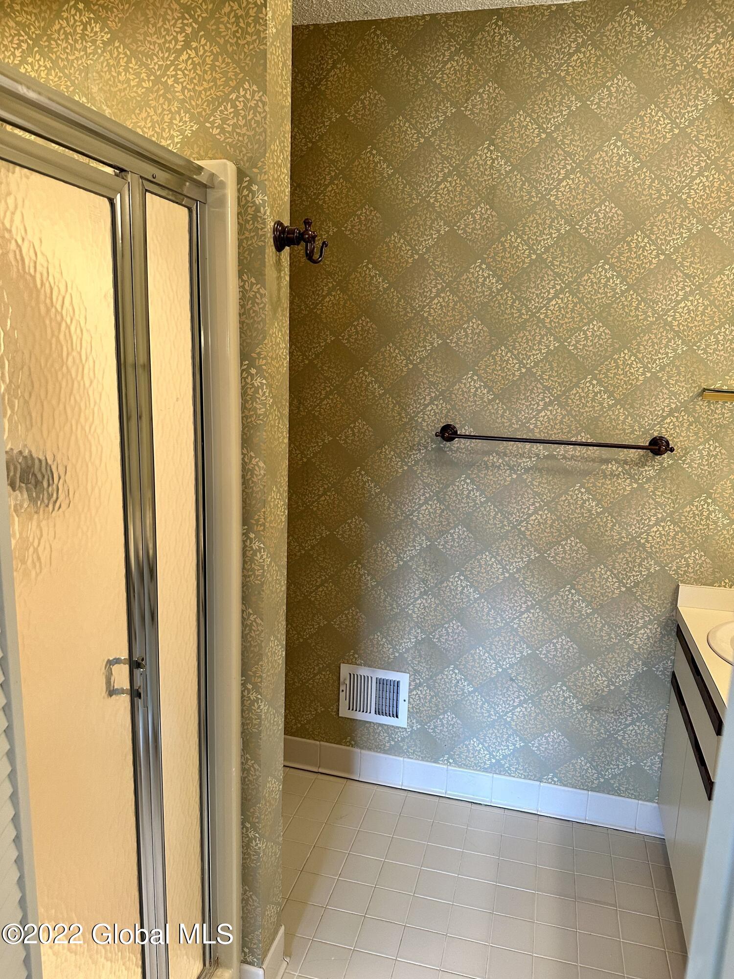 4 Harvard Road Watervliet, NY 12189 - Photo 22 of 25 51752892-3E7E-4450-A89B-07D5C97DD924_1_2