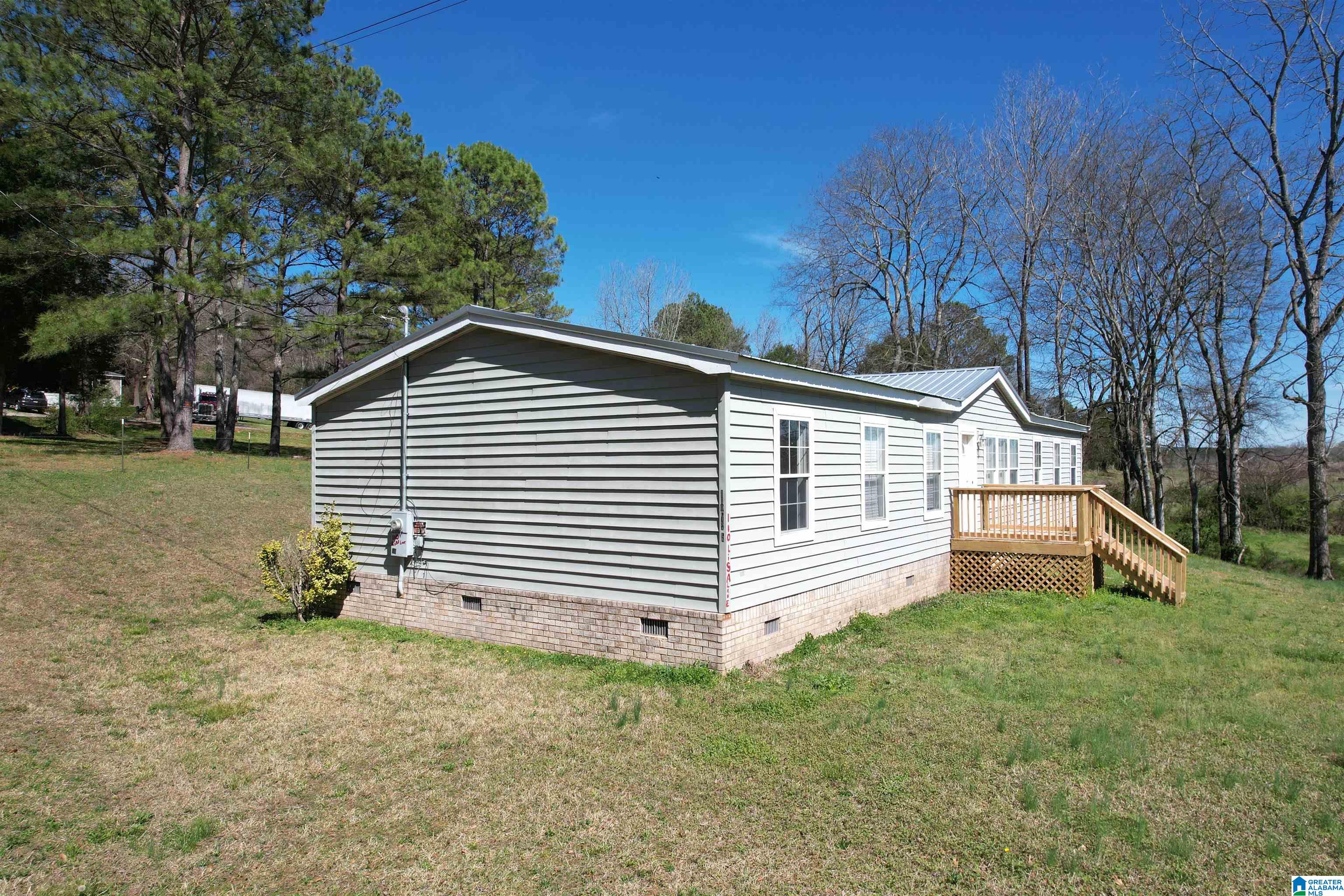 390 Old Macedonia Ragland, AL 35131 - Photo 2 of 33