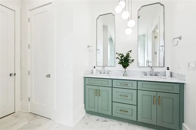 $749,900 | 1616 Green Acres Road, Metairie, LA 70003