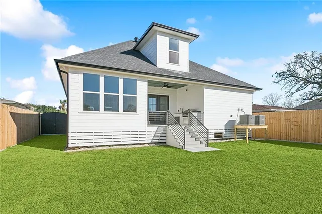 $749,900 | 1616 Green Acres Road, Metairie, LA 70003