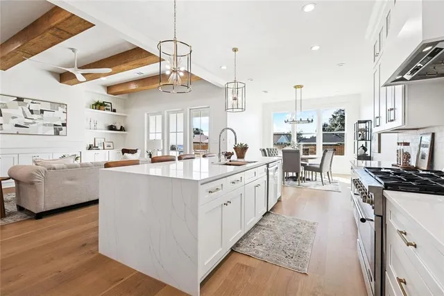 $749,900 | 1616 Green Acres Road, Metairie, LA 70003