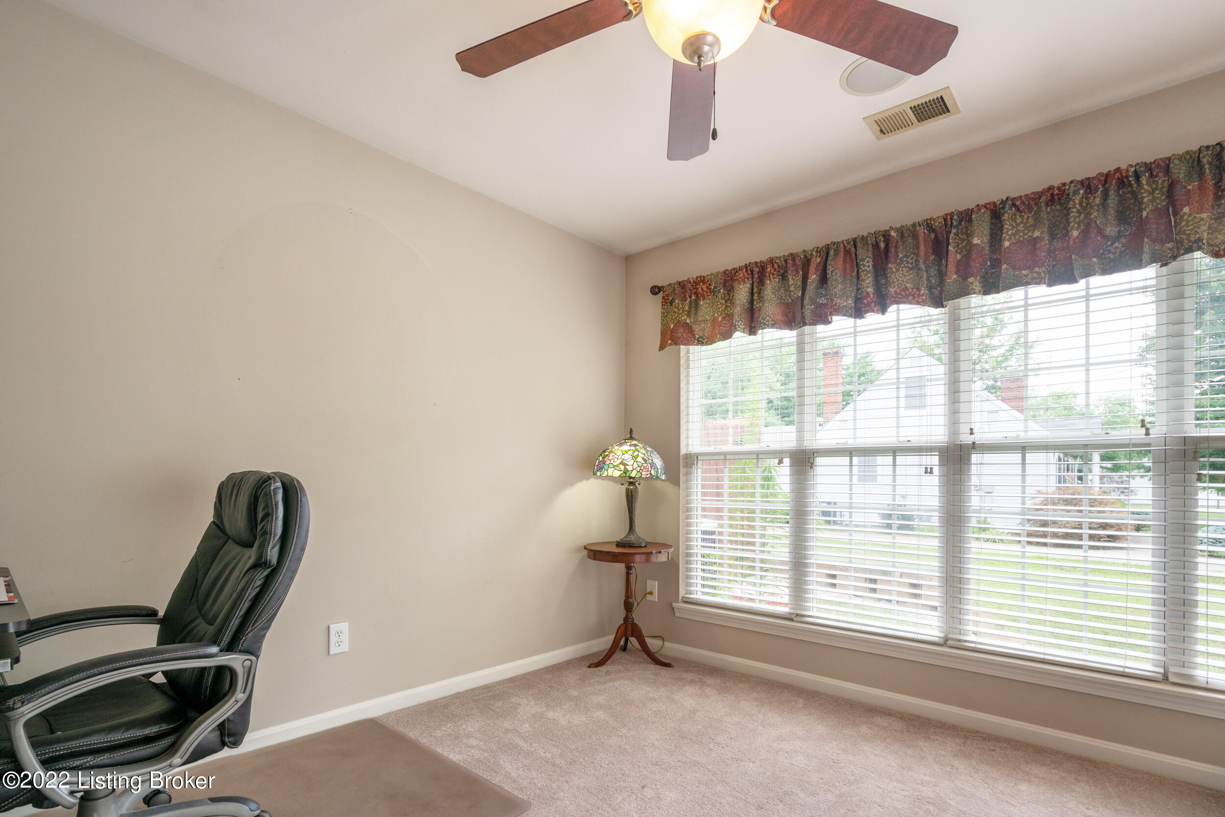 6402 Renate Road Louisville, KY 40291 - Photo 13 of 26 6402 Renate Road-14