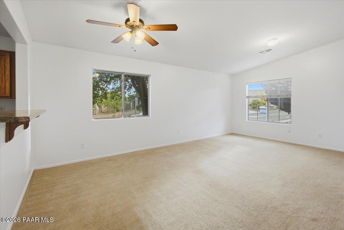 605 Harding Road Chino Valley, AZ 86323 - Photo 14 of 16 14-Living Room