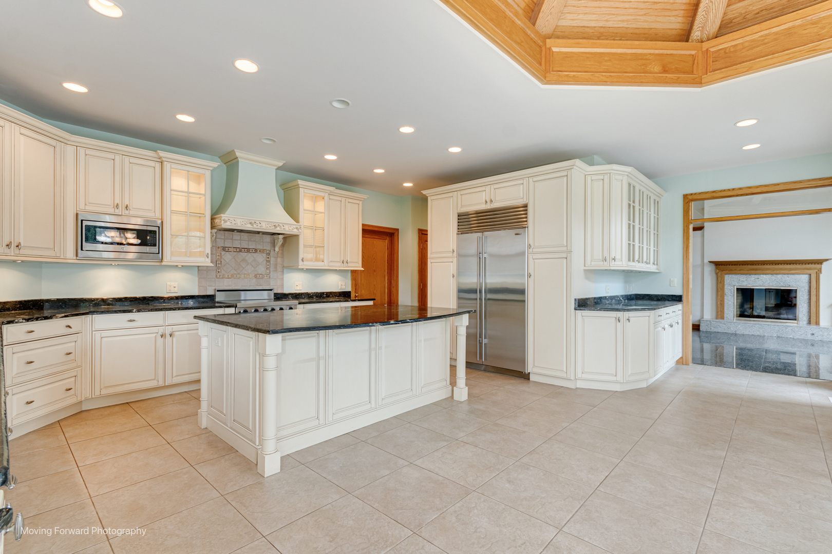 1773 Whispering Court Addison, IL 60101 - Photo 12 of 46 Gallery Image 12