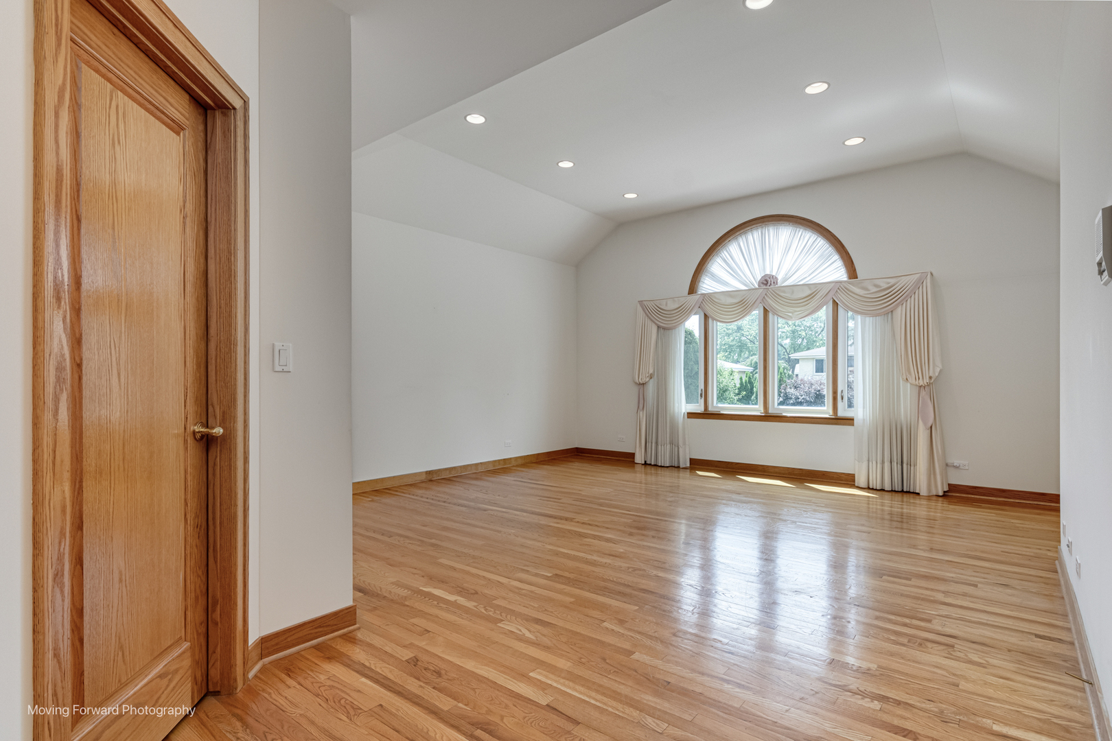 1773 Whispering Court Addison, IL 60101 - Photo 21 of 46 Gallery Image 21