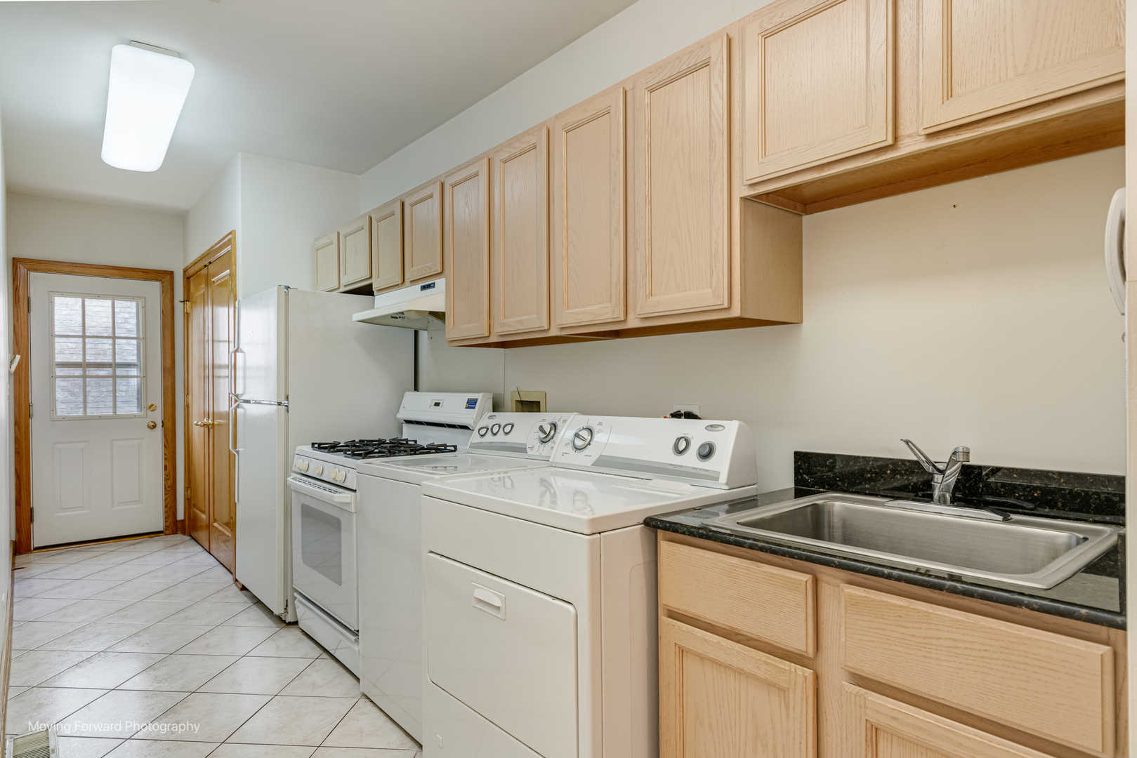 1773 Whispering Court Addison, IL 60101 - Photo 25 of 46 Gallery Image 25