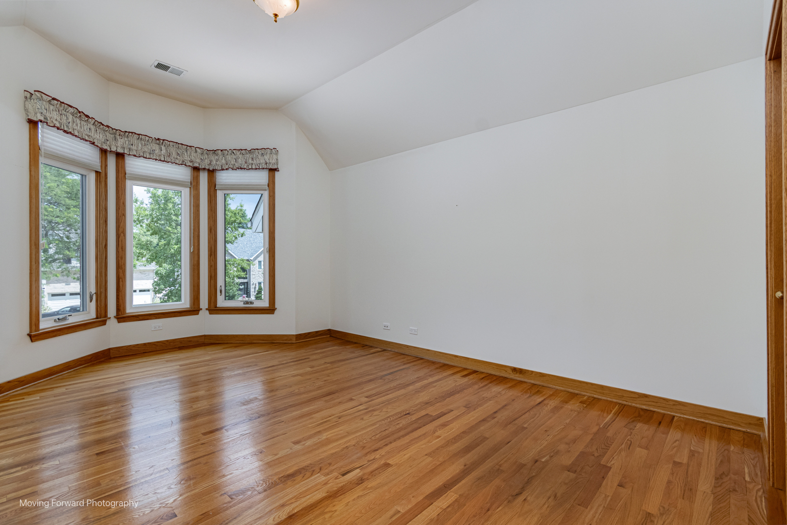 1773 Whispering Court Addison, IL 60101 - Photo 30 of 46 Gallery Image 30