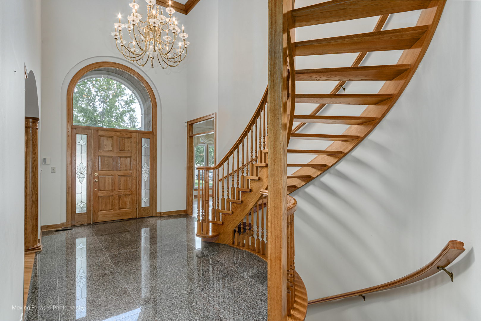1773 Whispering Court Addison, IL 60101 - Photo 3 of 46 Gallery Image 3