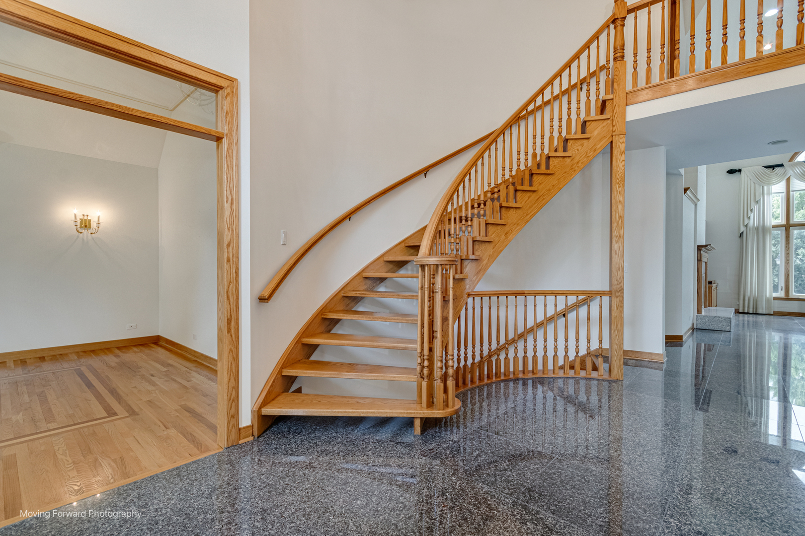 1773 Whispering Court Addison, IL 60101 - Photo 5 of 46 Gallery Image 5