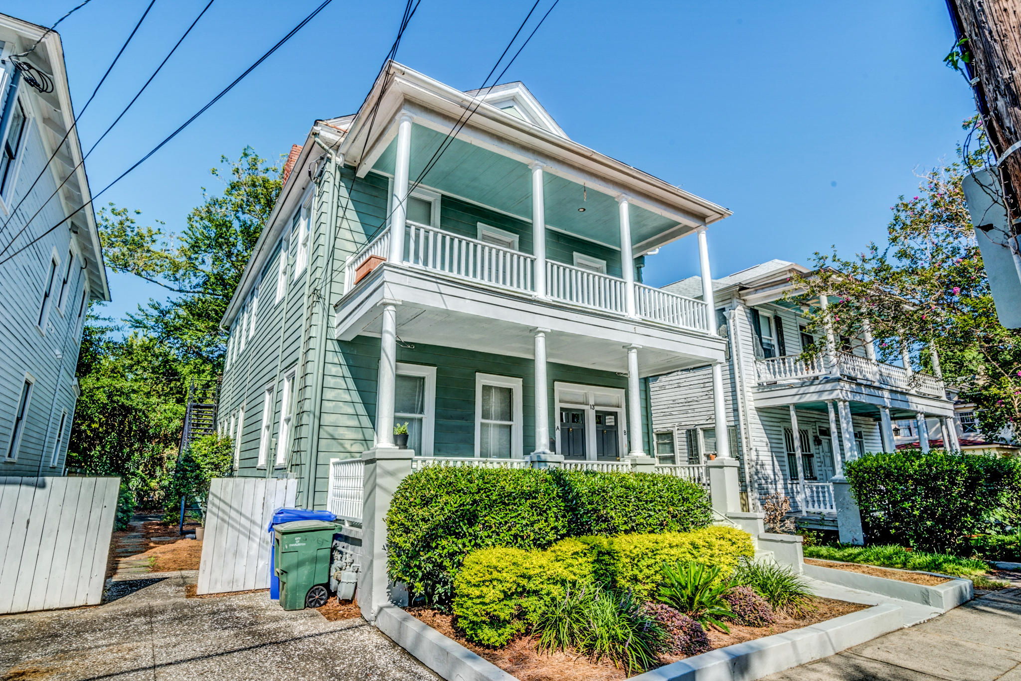 13 Perry Street Charleston, SC 29403 - Photo 4 of 71 13 Perry Exterior-5