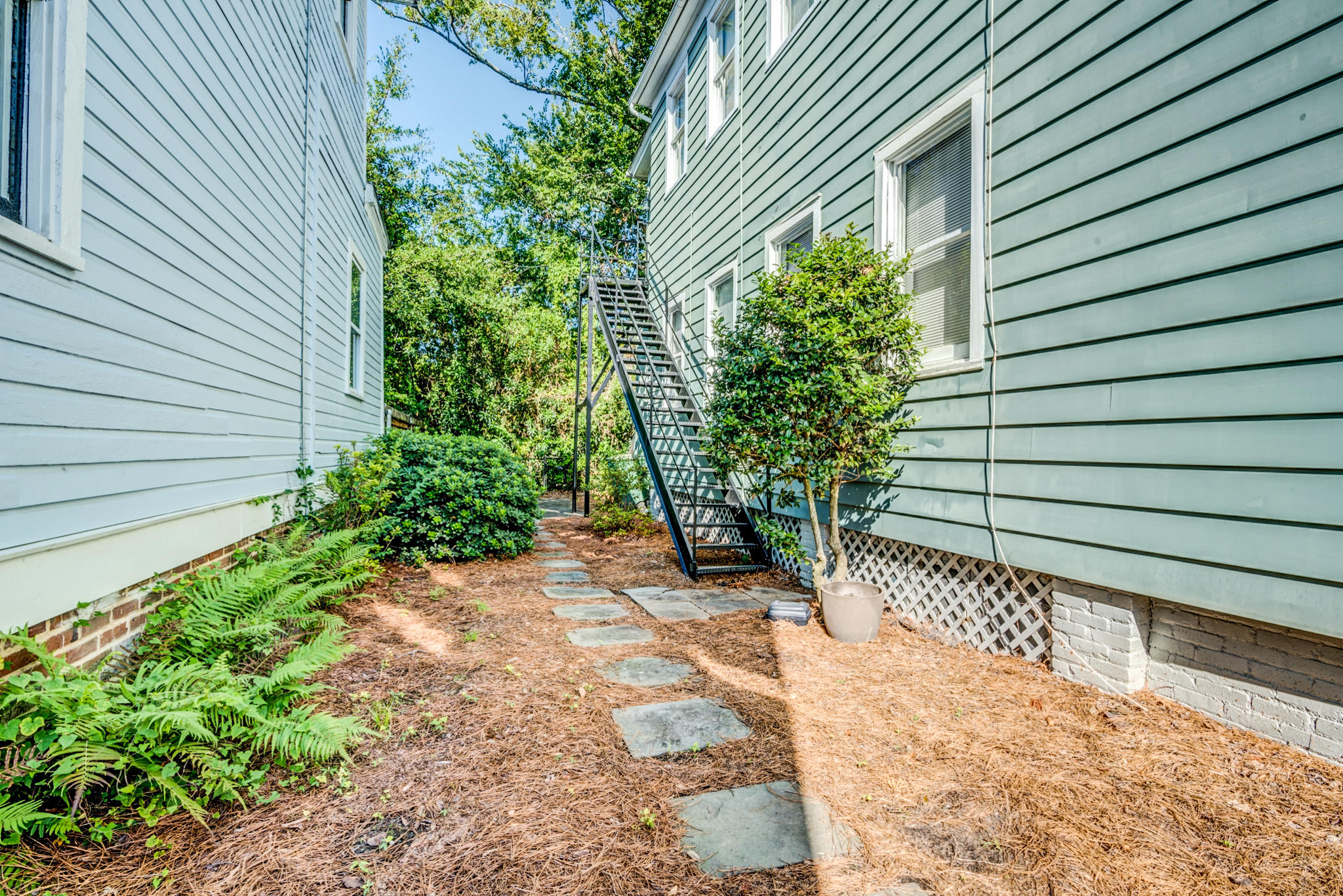 13 Perry Street Charleston, SC 29403 - Photo 43 of 71 13 Perry Exterior-6