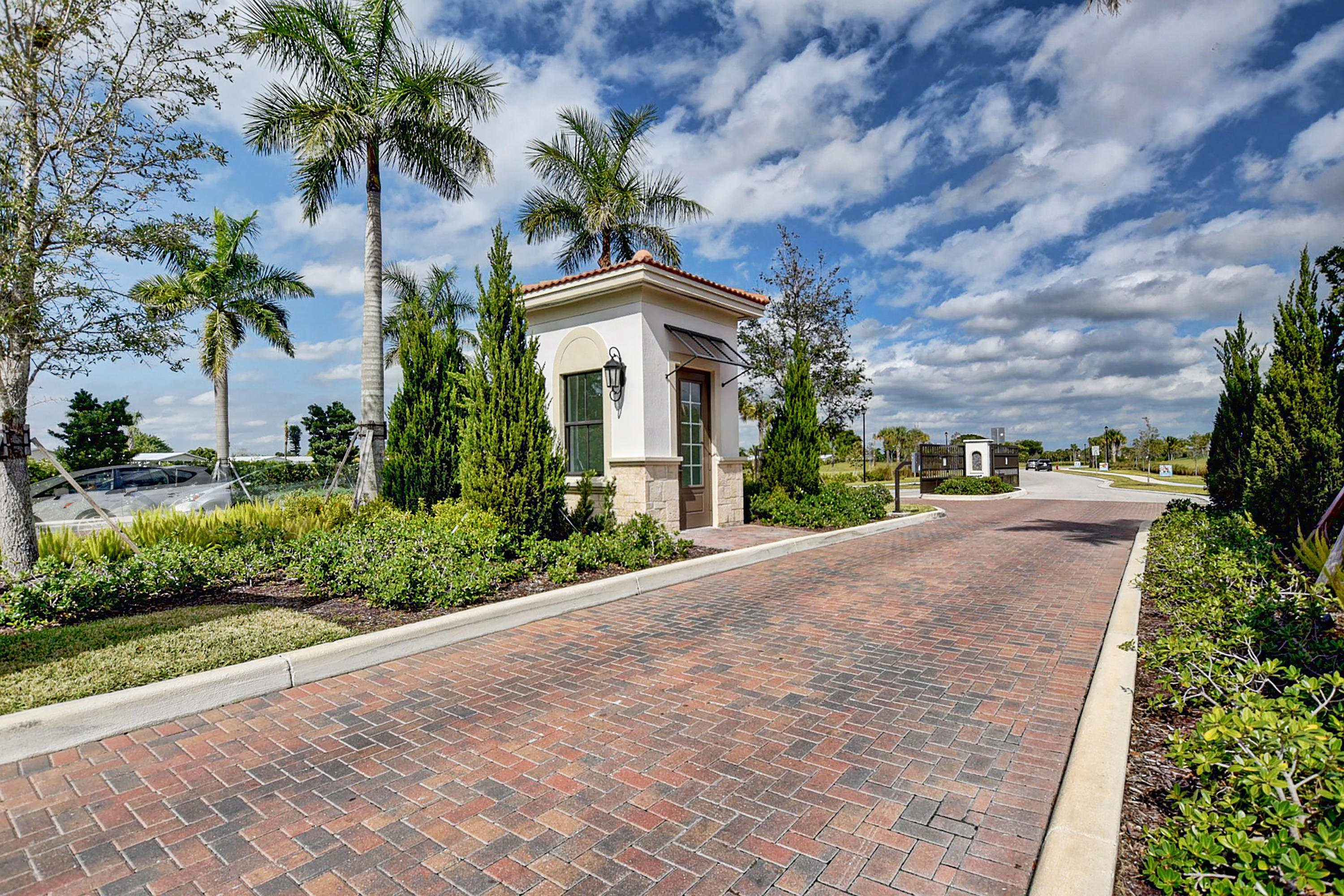 9502 Glider Way, Unit 171 Boca Raton, FL 33428 - Photo 33 of 57 enclave entrance 04 - 3000 wide x 72 dpi
