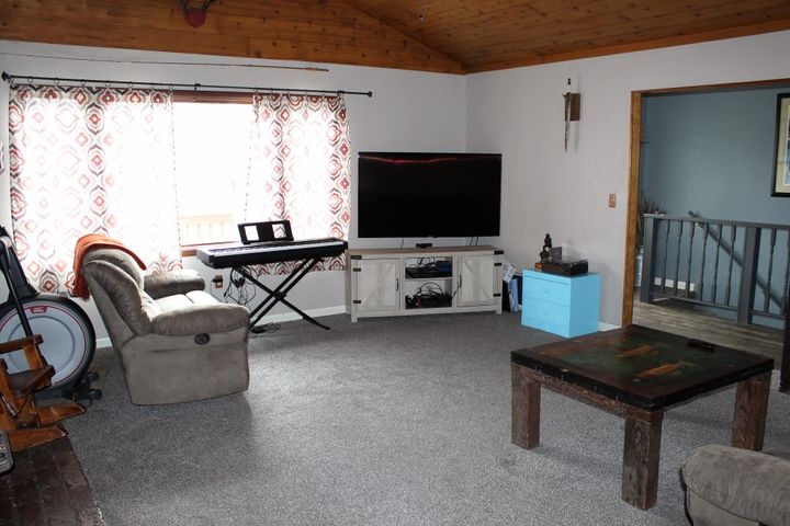 4948 Melin Road Hunters, WA 99137 - Photo 6 of 30 Gallery Image 6